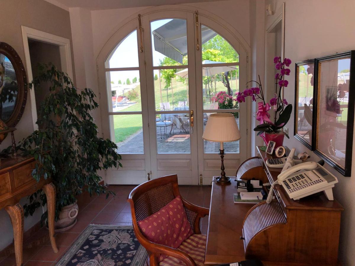 Agriturismo La Casa In Collina Canelli Buitenkant foto