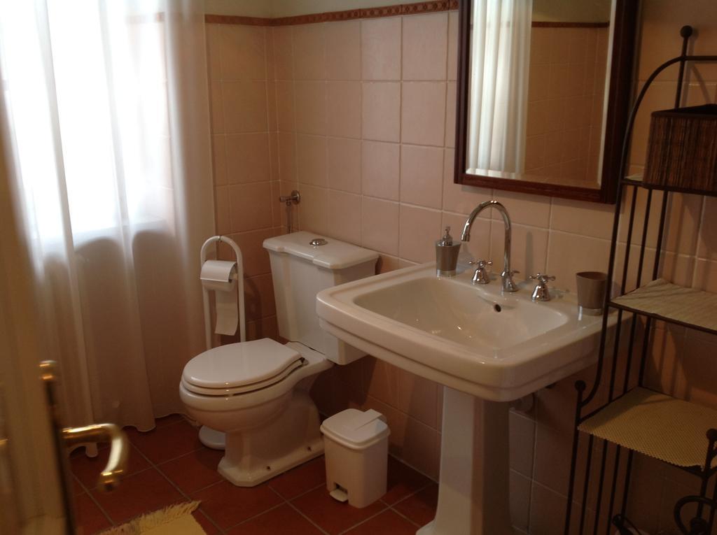 Agriturismo La Casa In Collina Canelli Kamer foto