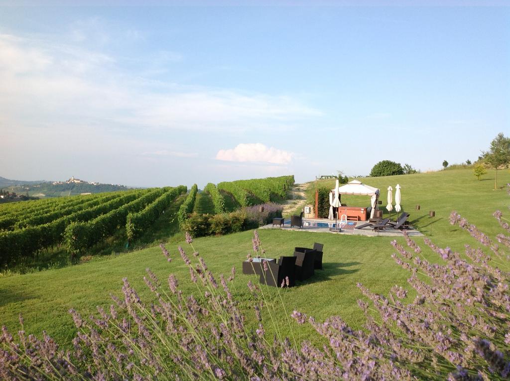 Agriturismo La Casa In Collina Canelli Buitenkant foto